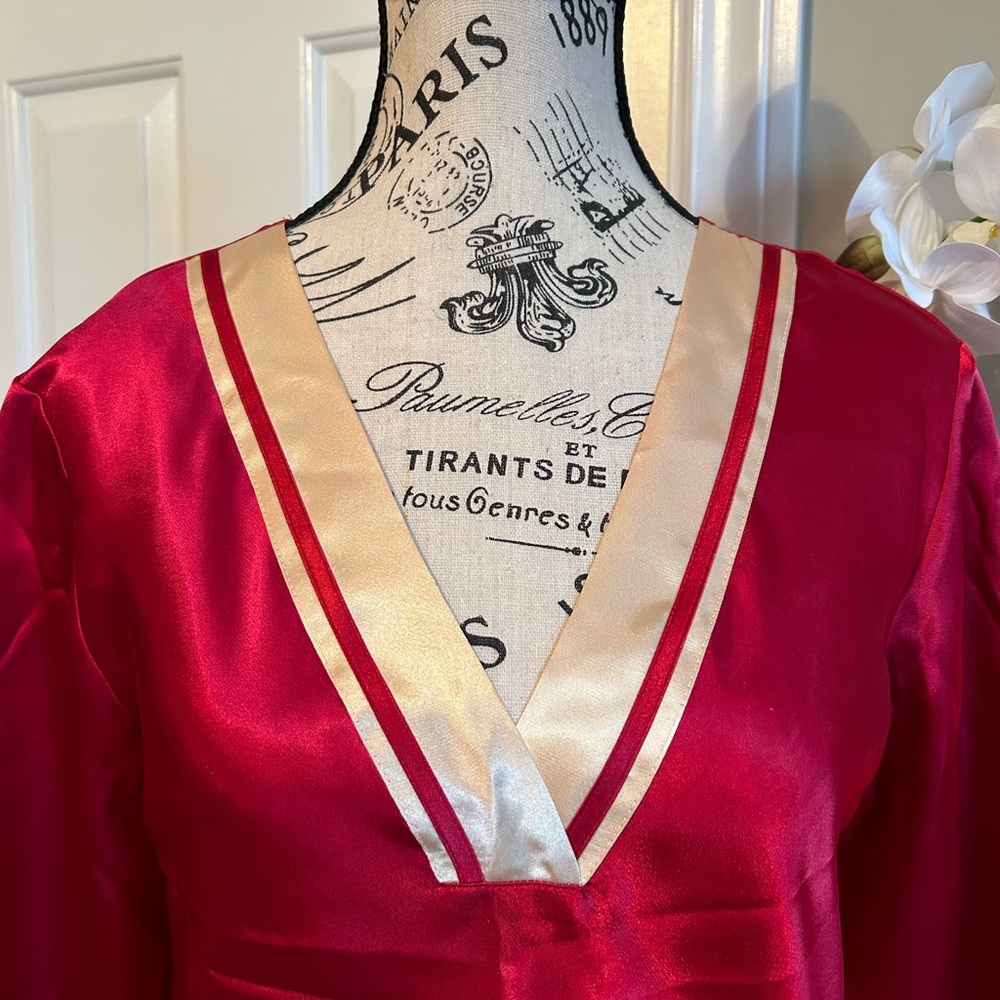 JONES NEW YORK LUXURY PAJAMAS Size M  NWOT